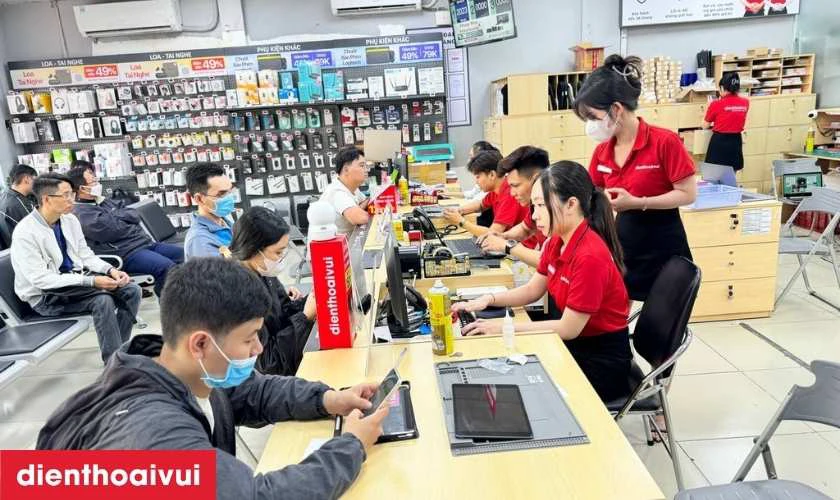 Vì sao lại chọn dịch vụ thay màn hình laptop Dell tại Điện Thoại Vui?
