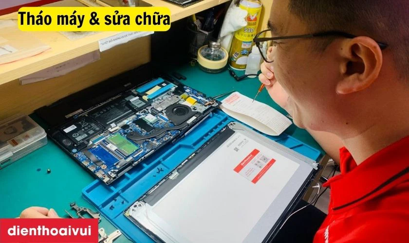 Chúng tôi tiến hành sửa chữa bằng linh kiện chính hãng hoặc tương đương