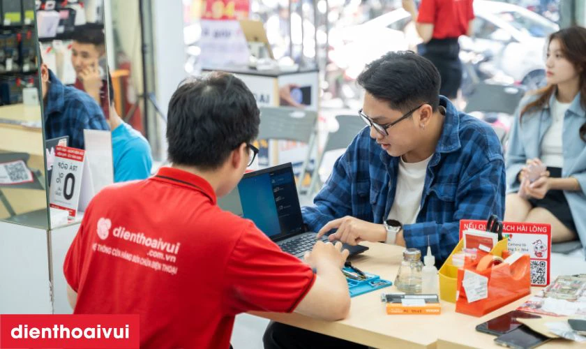 Đăng ký sửa laptop tại cửa hàng