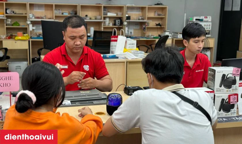Hệ thống Điện Thoại Vui
