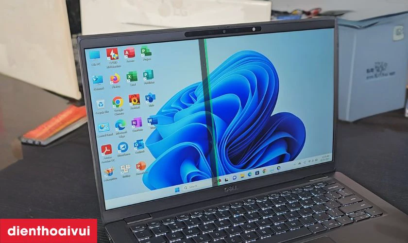 Dấu hiệu cần thay màn hình laptop Dell Latitude 14 7410