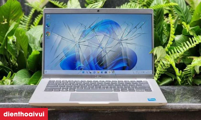 Dấu hiệu cần thay màn hình Dell Latitude 14 7490