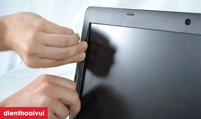 Nên sửa chữa hay thay màn hình laptop Dell Vostro