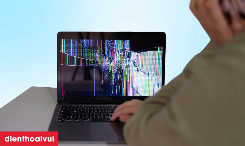 Dấu hiệu cần thay màn hình laptop Dell Xps 13 9315