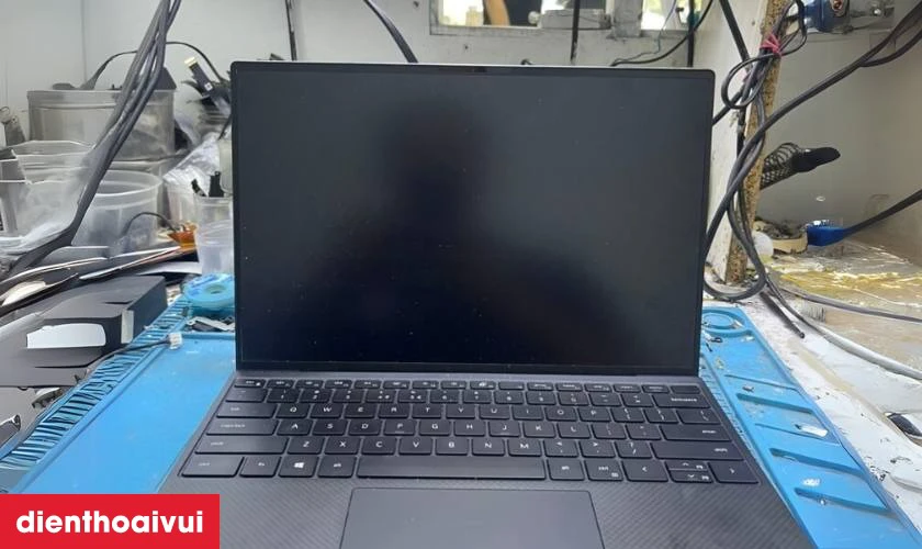 Dấu hiệu cần thay màn hình laptop Dell Xps 15 9530