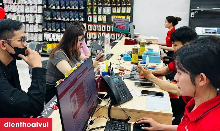 Vì sao lại chọn dịch vụ thay màn hình laptop Dell Tại Điện Thoại Vui?
