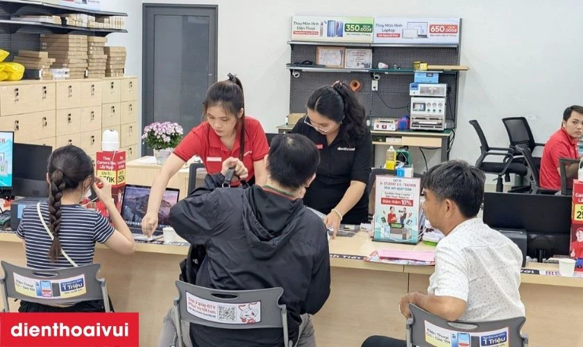 Vì sao lại chọn dịch vụ thay màn hình laptop HP CQ42 tại Điện Thoại Vui?