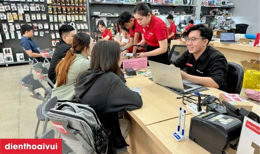 Quy tr&igrave;nh thay m&agrave;n h&igrave;nh laptop HP Envy 4