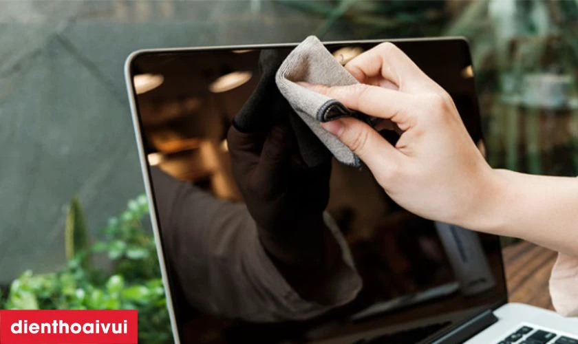 Mẹo bảo quản m&agrave;n h&igrave;nh sau thay