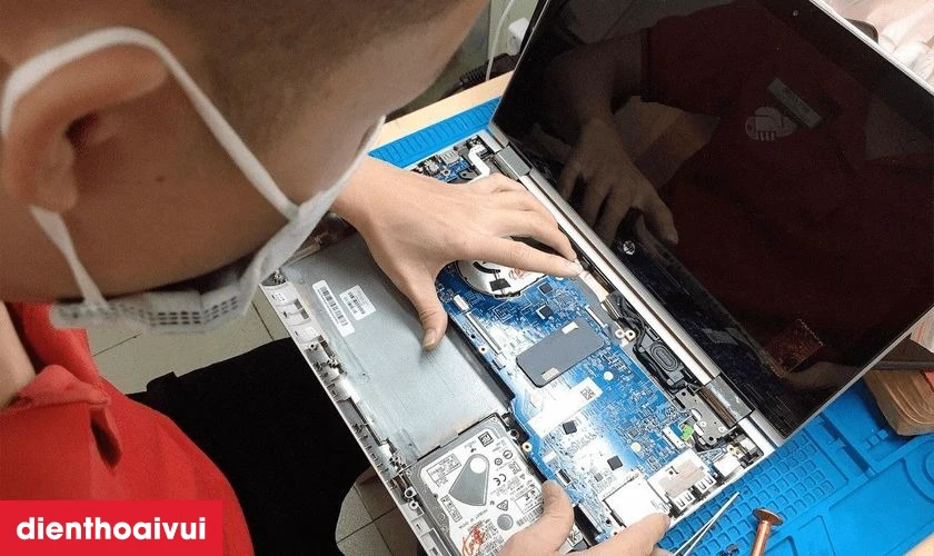 Khi nào bắt buộc phải thay màn hình laptop HP Pavilion X360 14 DH1043TX