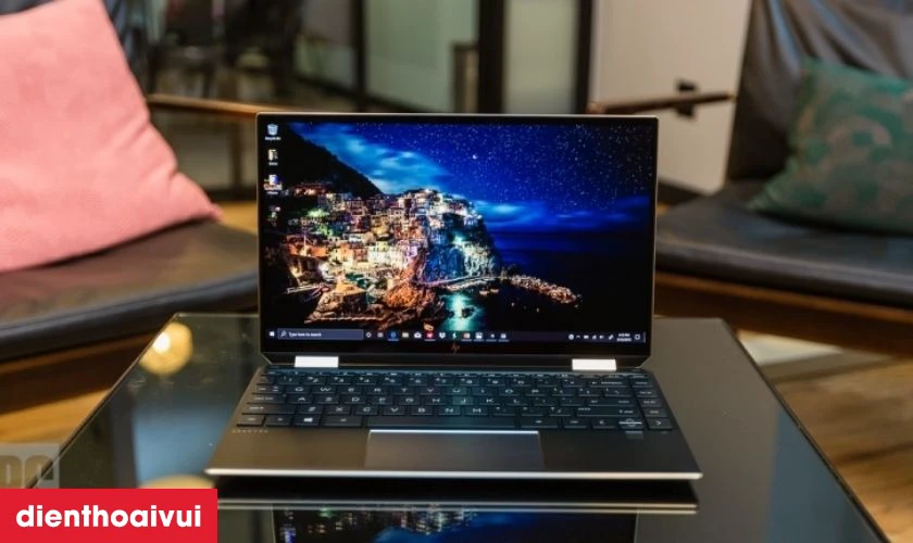 Nguy&ecirc;n nh&acirc;n khiến m&agrave;n h&igrave;nh laptop HP Spectre X360 13 nhanh hỏng
