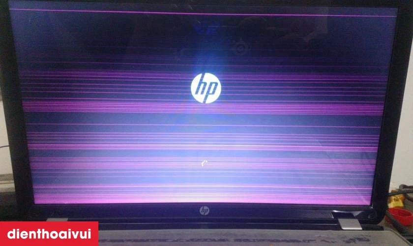 Cách nhận biết màn hình laptop HP Spectre X360 14 EF2002TU bị hỏng