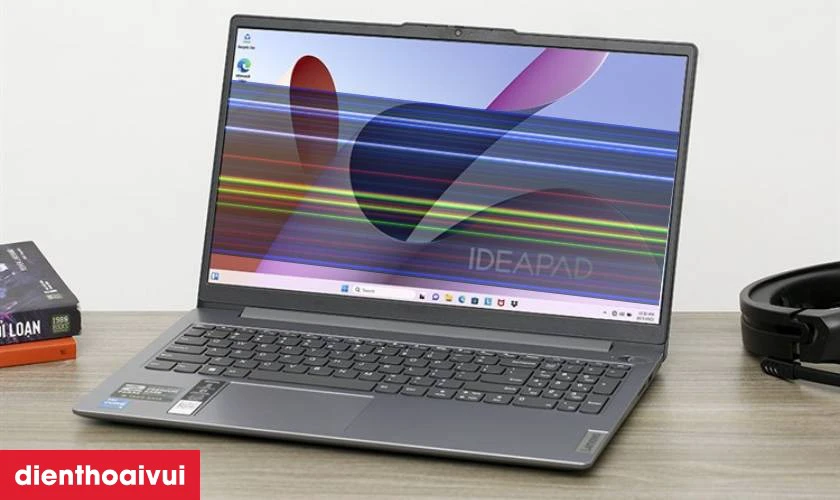 Dấu hiệu cần thay màn hình laptop Lenovo Ideapad Slim 3 15IAH8