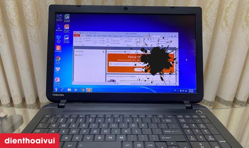 Dấu hiệu cần thay màn hình laptop Toshiba Satellite C55