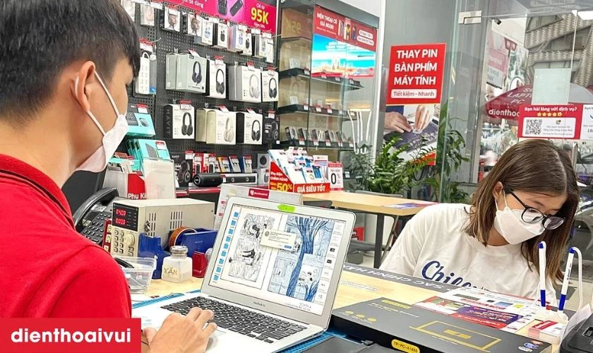 Thay màn hình MacBook Air 2013 13 inch A1466 màn rời giá tốt tại Điện Thoại Vui