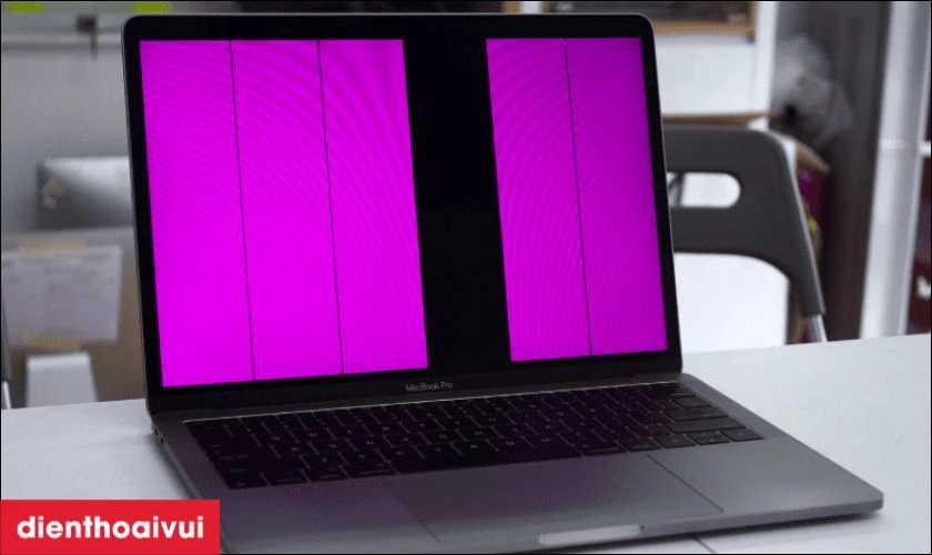 Khi nào nên thay màn hình MacBook?