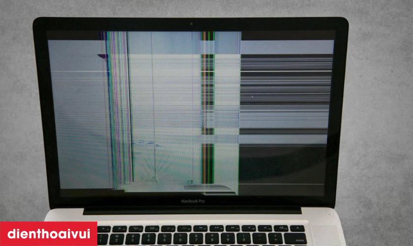 Khi nào cần thay màn hình MacBook Pro 2012 15 inch A1286?