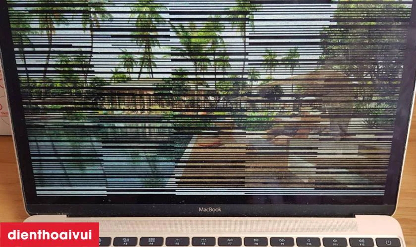 Dấu hiệu cần thay màn hình MacBook Pro 2016 15 inch A1707