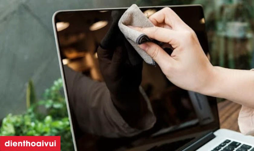 Cách bảo quản màn hình sau thay
