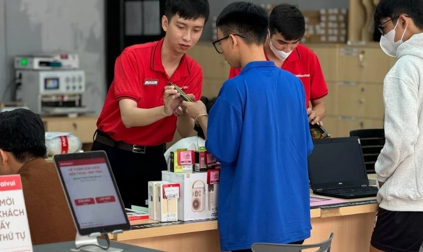 Thay màn hình Nokia Quận Hoàn Kiếm