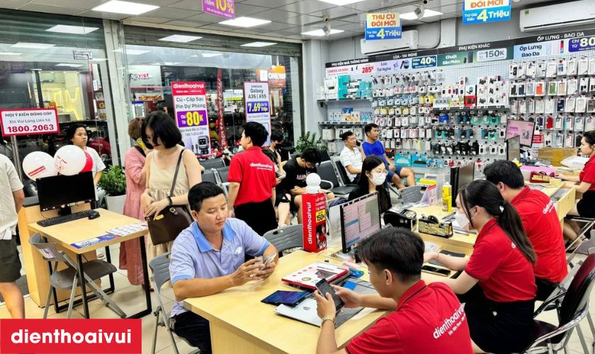 Quy trình thay màn hình OPPO A18 chuyên nghiệp lấy liền tại Điện Thoại Vui