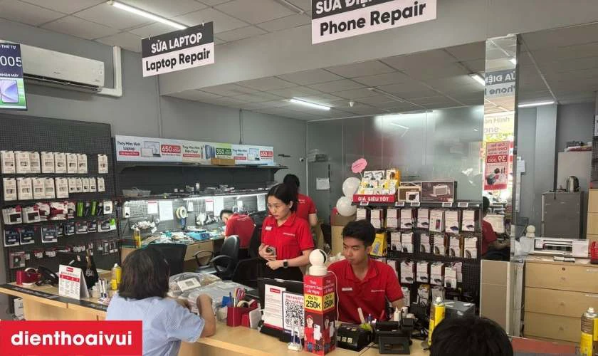 Dịch vụ thay màn hình Oppo A36 ở đâu chính hãng, giá rẻ tại TPHCM, Hà Nội?