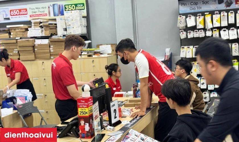 Quy trình thay màn hình Oppo A8 chính hãng GENA loại Pro chuyên nghiệp, lấy liền tại Điện Thoại Vui
