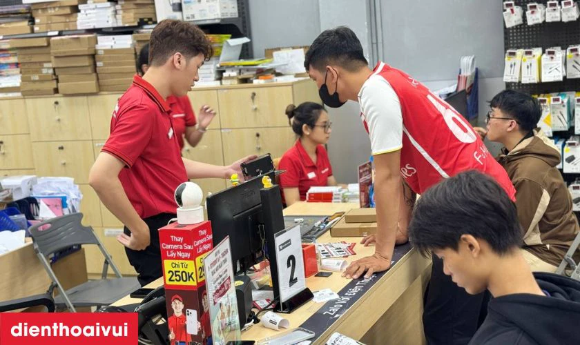Vì sao bạn nên thay màn hình Oppo A9 chính hãng GENA loại Pro tại Điện Thoại Vui?