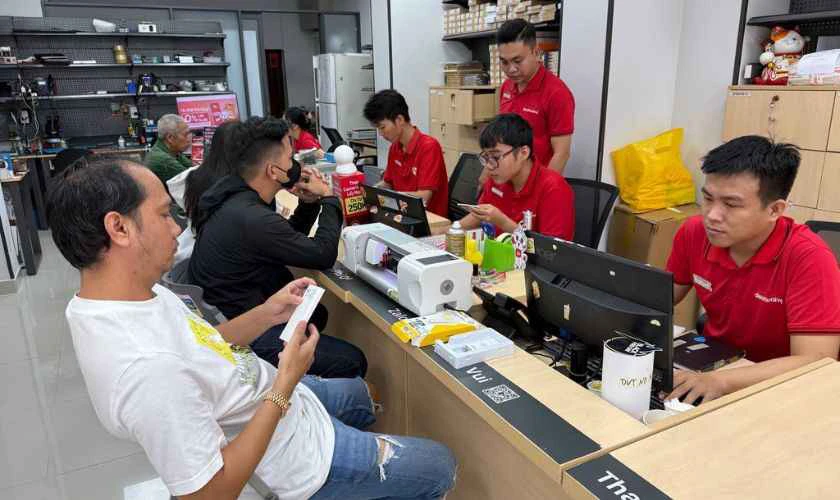 Tiêu chí lựa chọn địa chỉ thay màn hình Oppo quận 10