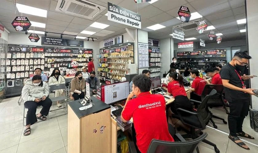 Quy trình thay màn hình OPPO quận Thủ Đức tại Điện Thoại Vui