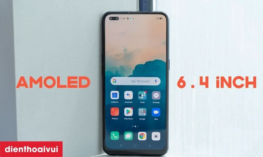 Giới thiệu m&agrave;n h&igrave;nh Oppo Reno 4