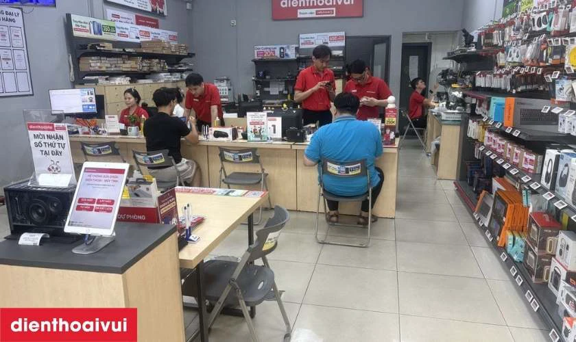 Bàn giao máy đến khách hàng