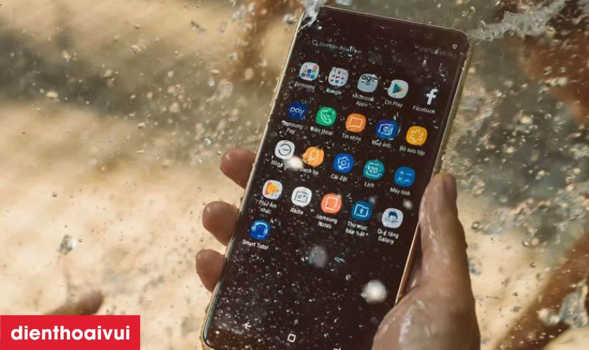 Nguy&ecirc;n nh&acirc;n m&agrave;n h&igrave;nh Oppo Reno 7 SE bị hỏng do đ&acirc;u?