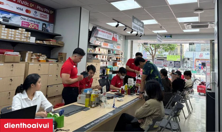 Kiểm tra lại toàn bộ, vệ sinh và dán tem bảo hành