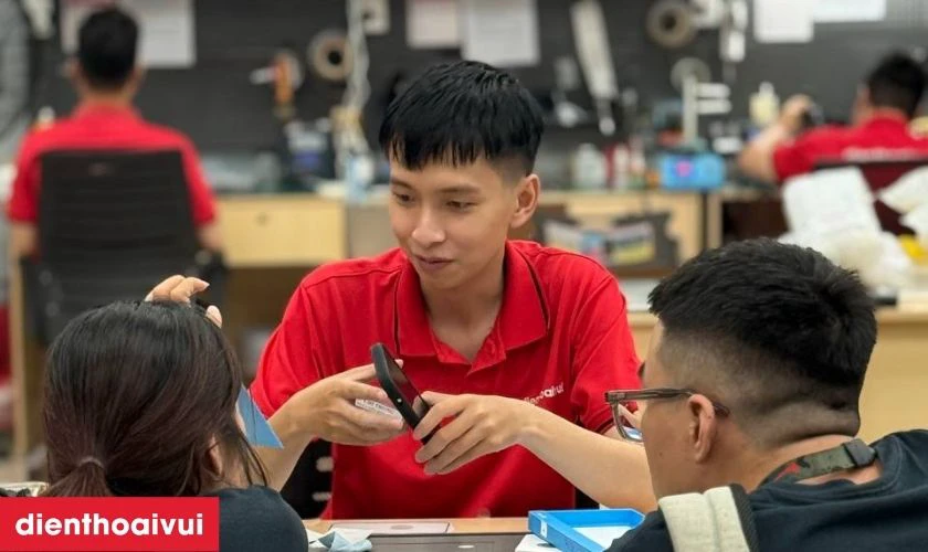 Quy trình thay màn Oppo Reno F21 Pro 4G chính hãng GENA loại A+ minh bạch, lấy liền