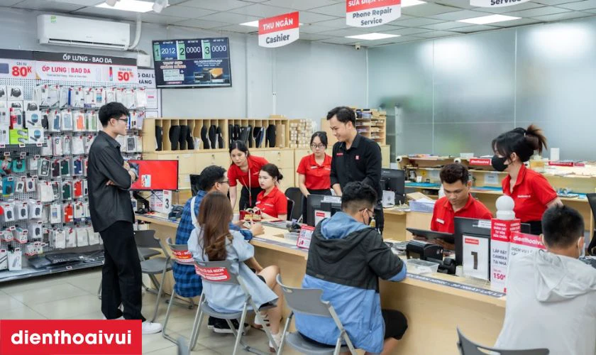 Vì sao bạn nên Thay màn hình Realme 5 chính hãng GENA loại Pro tại Điện Thoại Vui