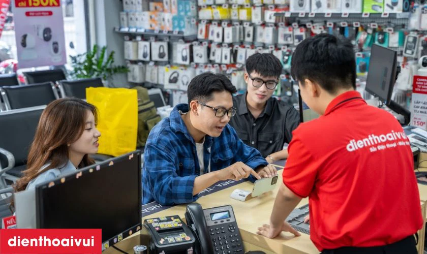 Vì sao bạn nên thay màn hình Realme 5i chính hãng GENA loại Pro tại Điện Thoại Vui