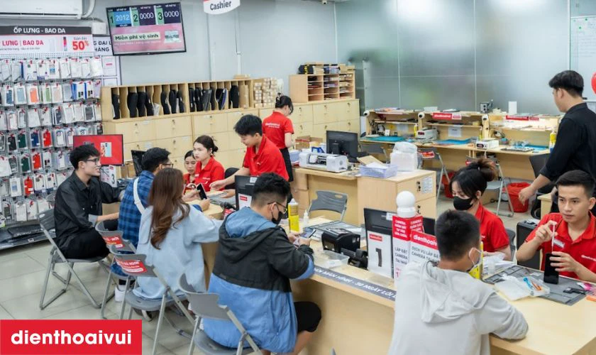 Tiếp nhận máy và lắng nghe yêu cầu