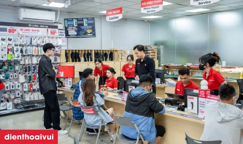 Thay màn hình Realme C17 chính hãng GENA loại Pro ở đâu uy tín