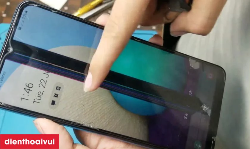 Khi nào nên thay màn hình mới cho điện thoại?