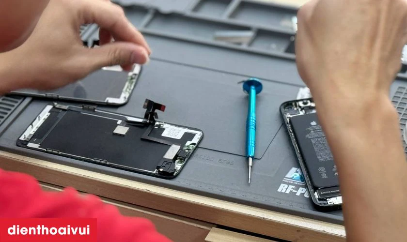 Quy trình thay màn hình Samsung Galaxy A06