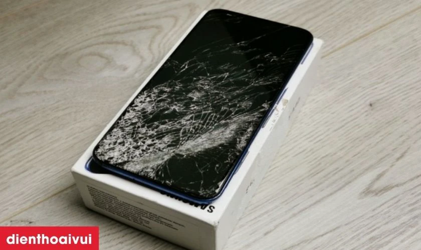 Nguyên nhân hư hỏng màn hình Samsung Galaxy A40