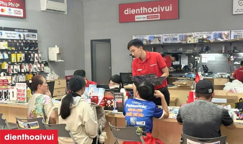 Thay m&agrave;n h&igrave;nh Samsung Galaxy S25 ch&iacute;nh h&atilde;ng GENA loại Pro tại Điện Thoại Vui