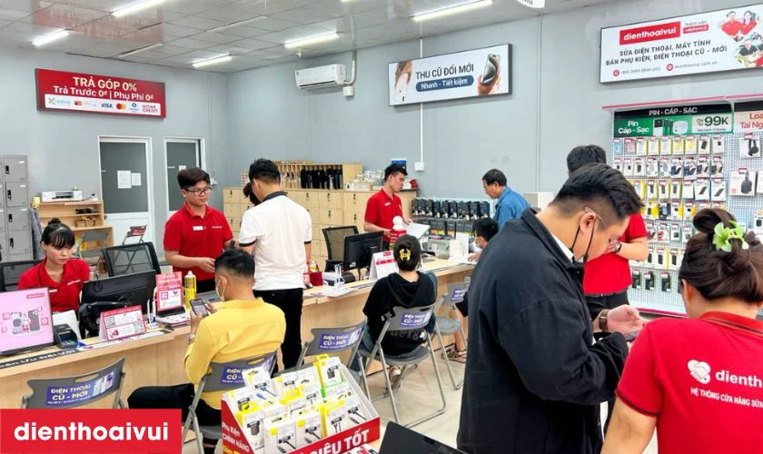 Thay m&agrave;n h&igrave;nh Samsung Galaxy S25 FE ch&iacute;nh h&atilde;ng GENA loại Pro tại Điện Thoại Vui