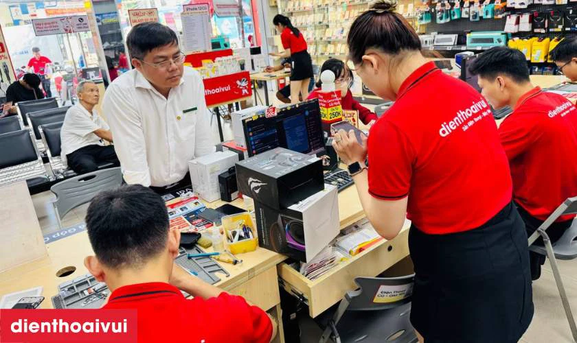 Dịch vụ thay màn hình Samsung Galaxy Tab A8 8.0 2019 ở đâu chính hãng, giá rẻ tại TPHCM, Hà Nội?