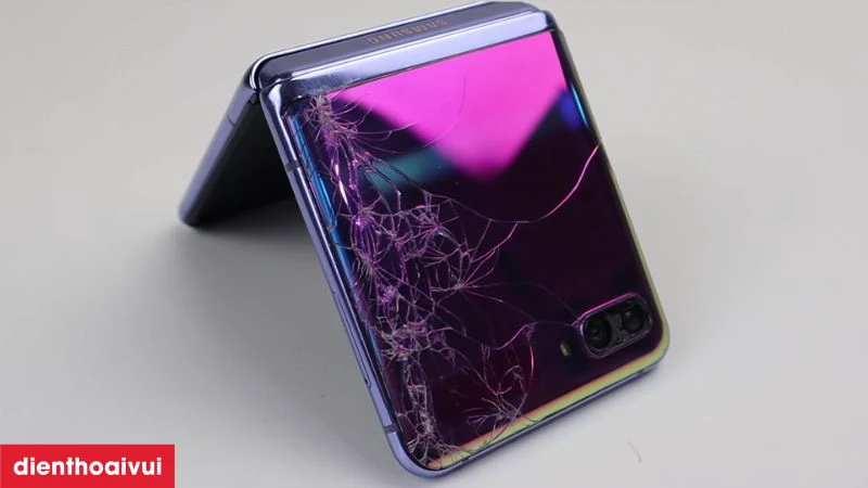 Các dấu hiệu cần thay màn hình Samsung mới