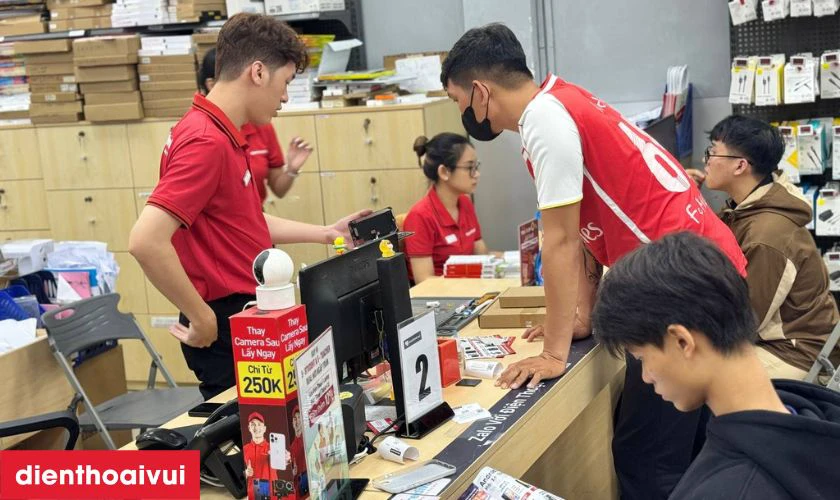 Quy trình thay màn hình Samsung M54 5G chính hãng GENA loại Pro chuyên nghiệp, lấy liền tại Điện Thoại Vui