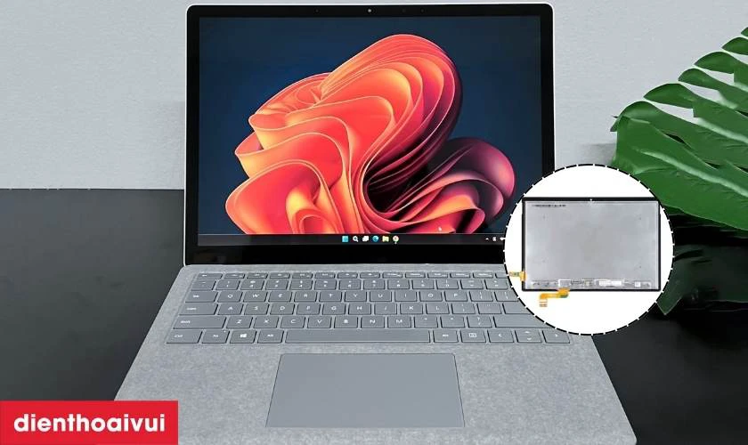 Có nên tự thay màn hình Surface Book 3 GENA?