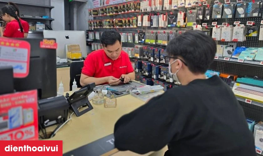 Điện Thoại Vui là địa chỉ thay màn hình Vivo iQOO Z7i lấy liền uy tín
