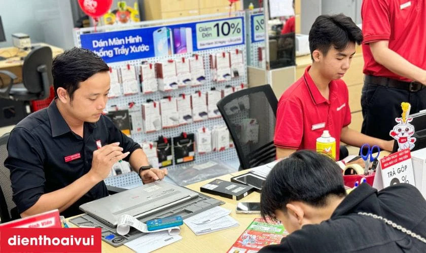Quy trình thay màn hình Vivo S15e chuyên nghiệp lấy liền tại Điện Thoại Vui